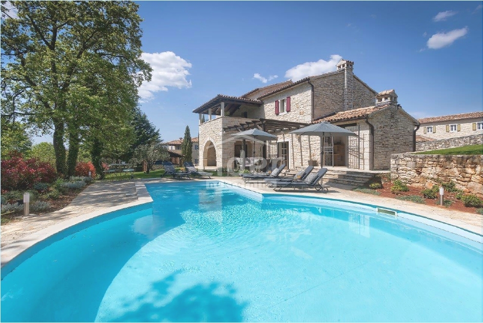 Hiša Muntrilj, 288m2