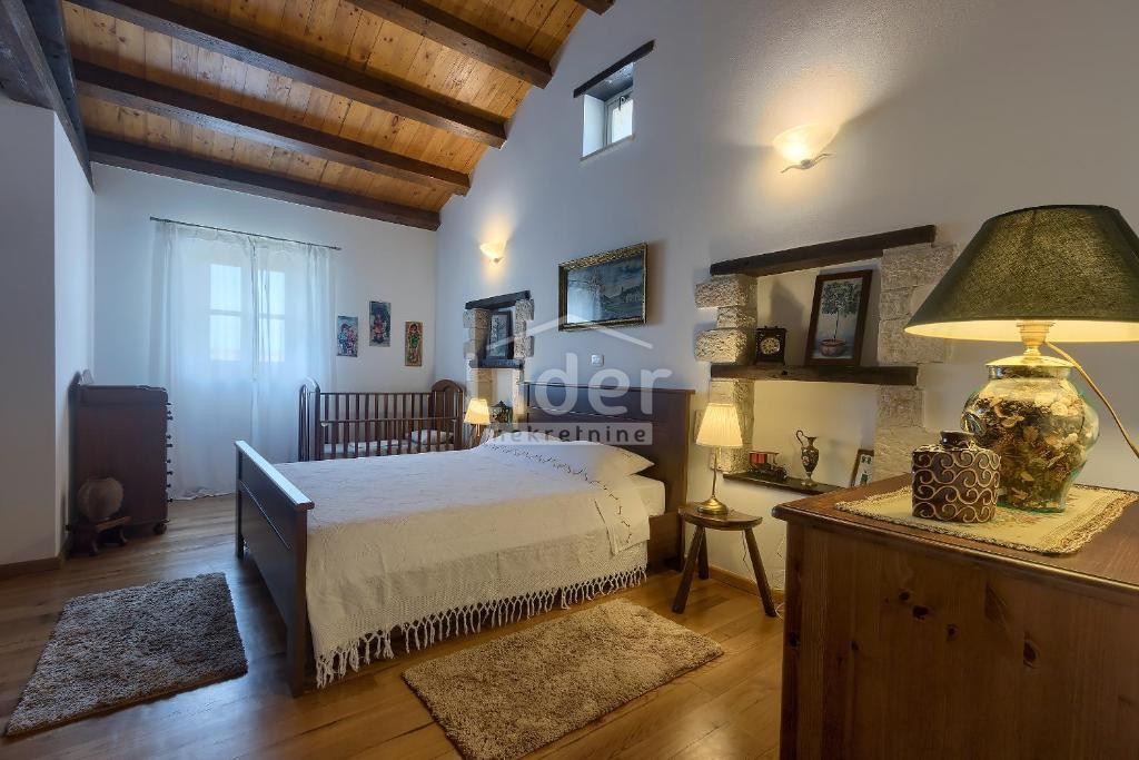 Hiša Muntrilj, 288m2