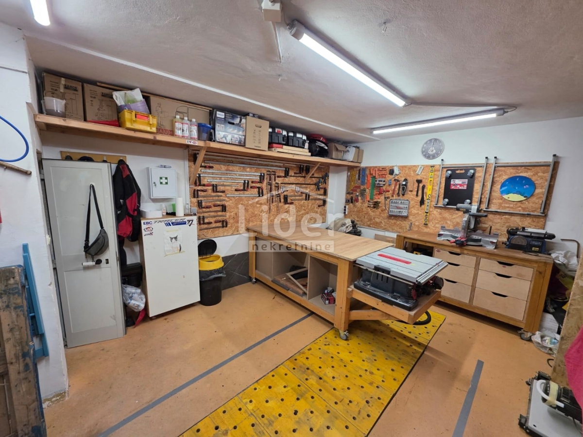 Garaža Škurinje, 26m2