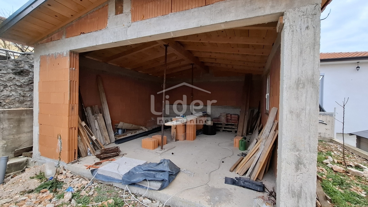 Hiša Kraljevica, 230m2