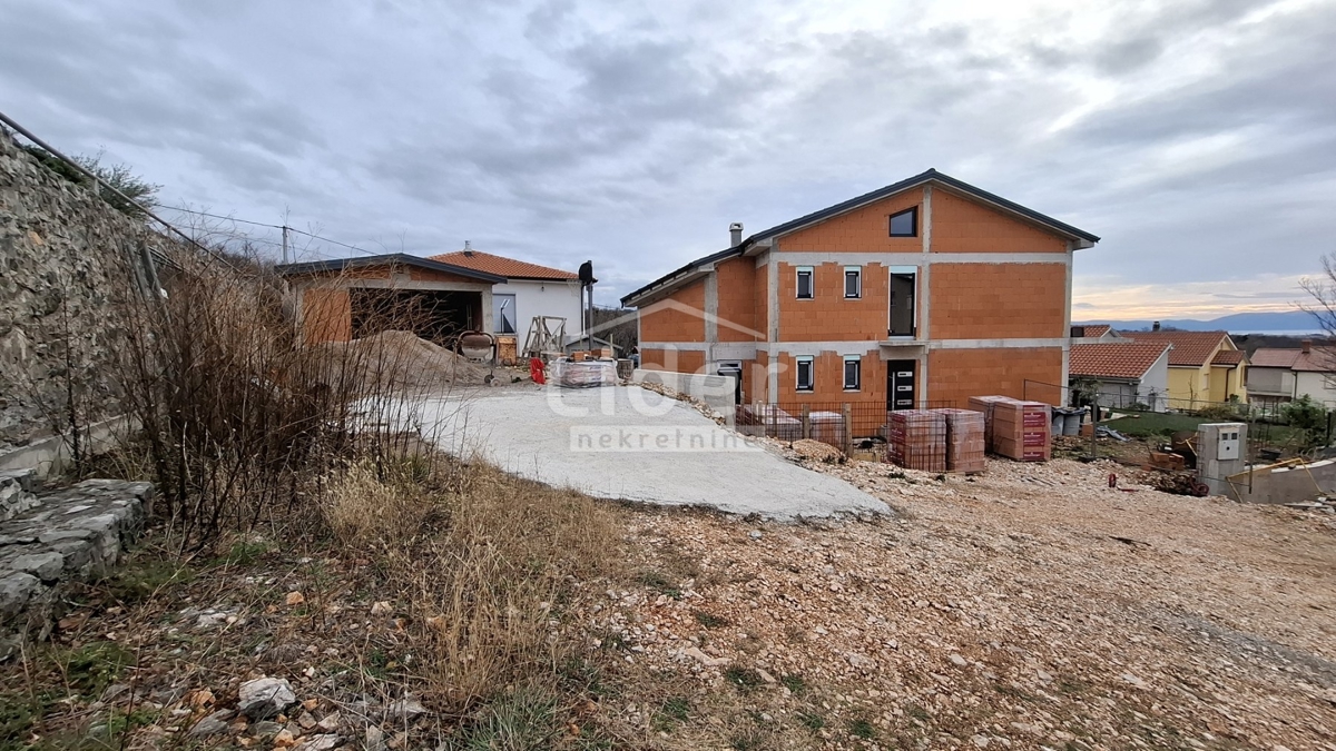 Hiša Kraljevica, 230m2