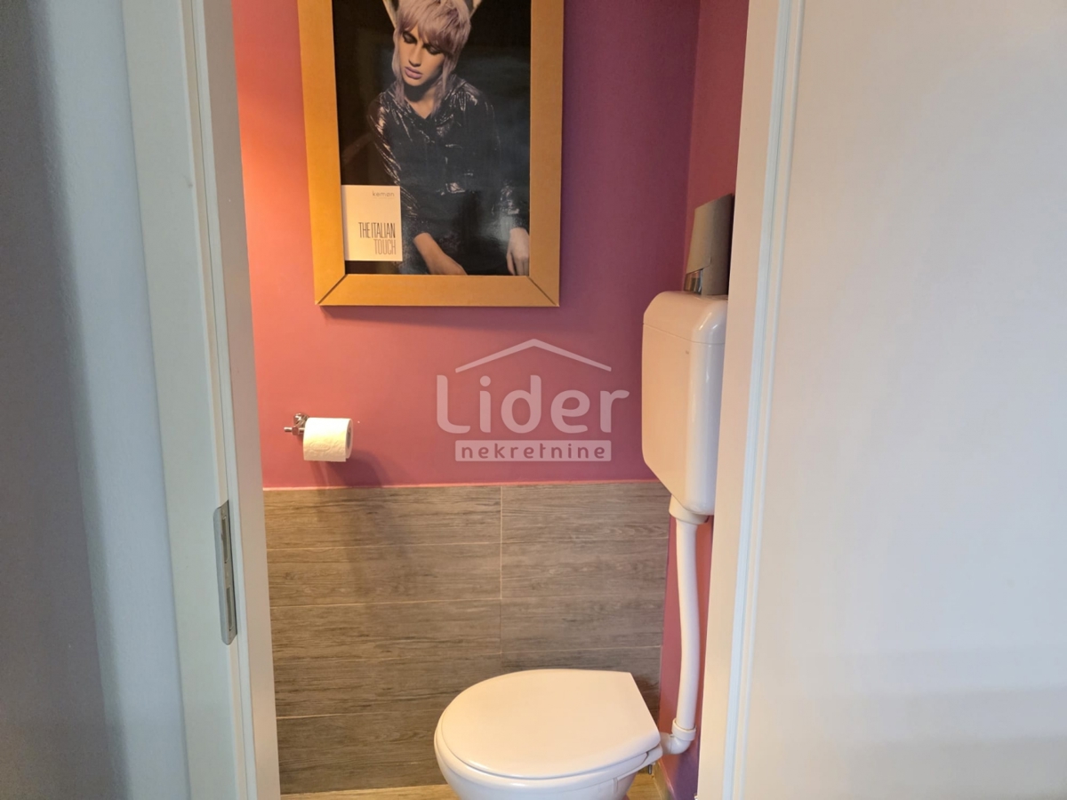 Poslovni prostor Mali Lošinj, 109m2