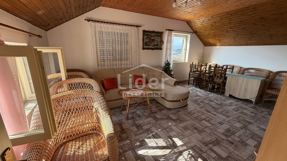 Hiša Gornji Karin, Obrovac, 200m2