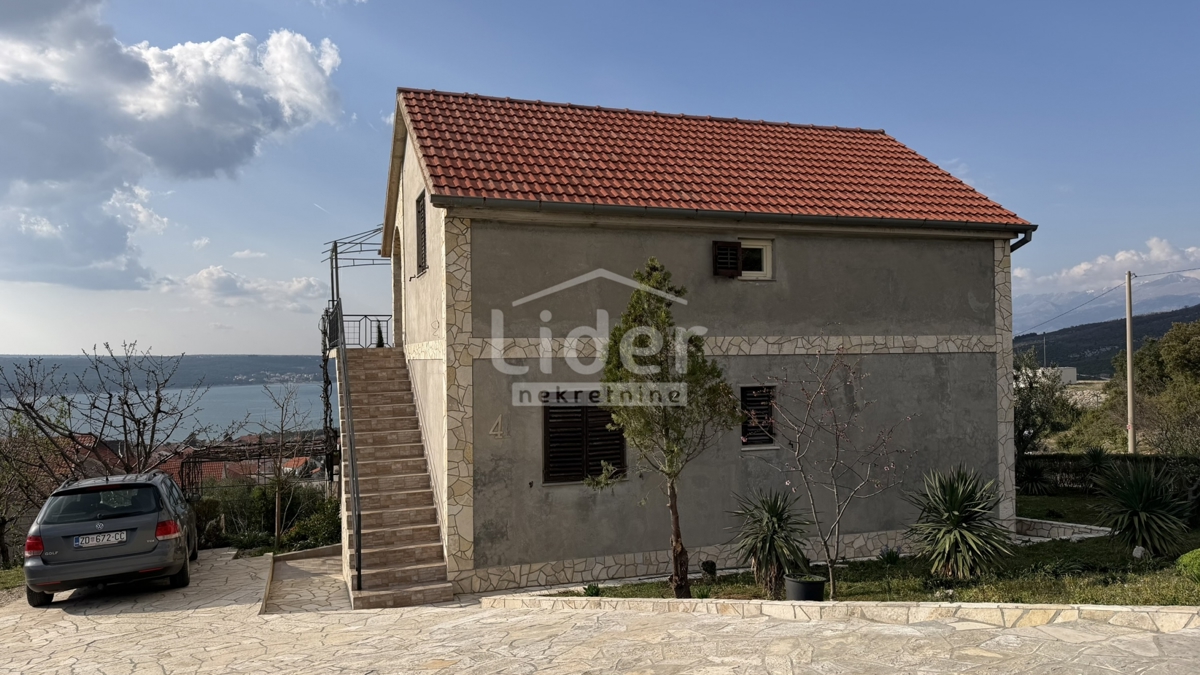 Hiša Gornji Karin, Obrovac, 200m2