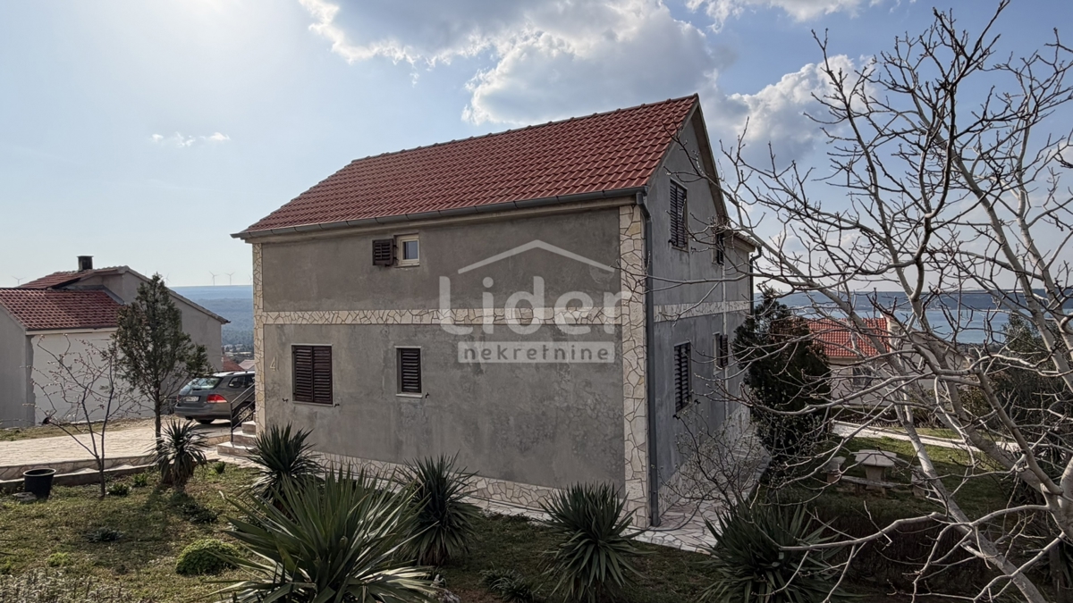 Hiša Gornji Karin, Obrovac, 200m2