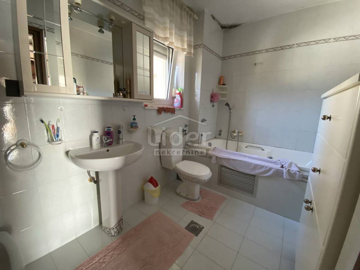 Hiša Saršoni, 850m2