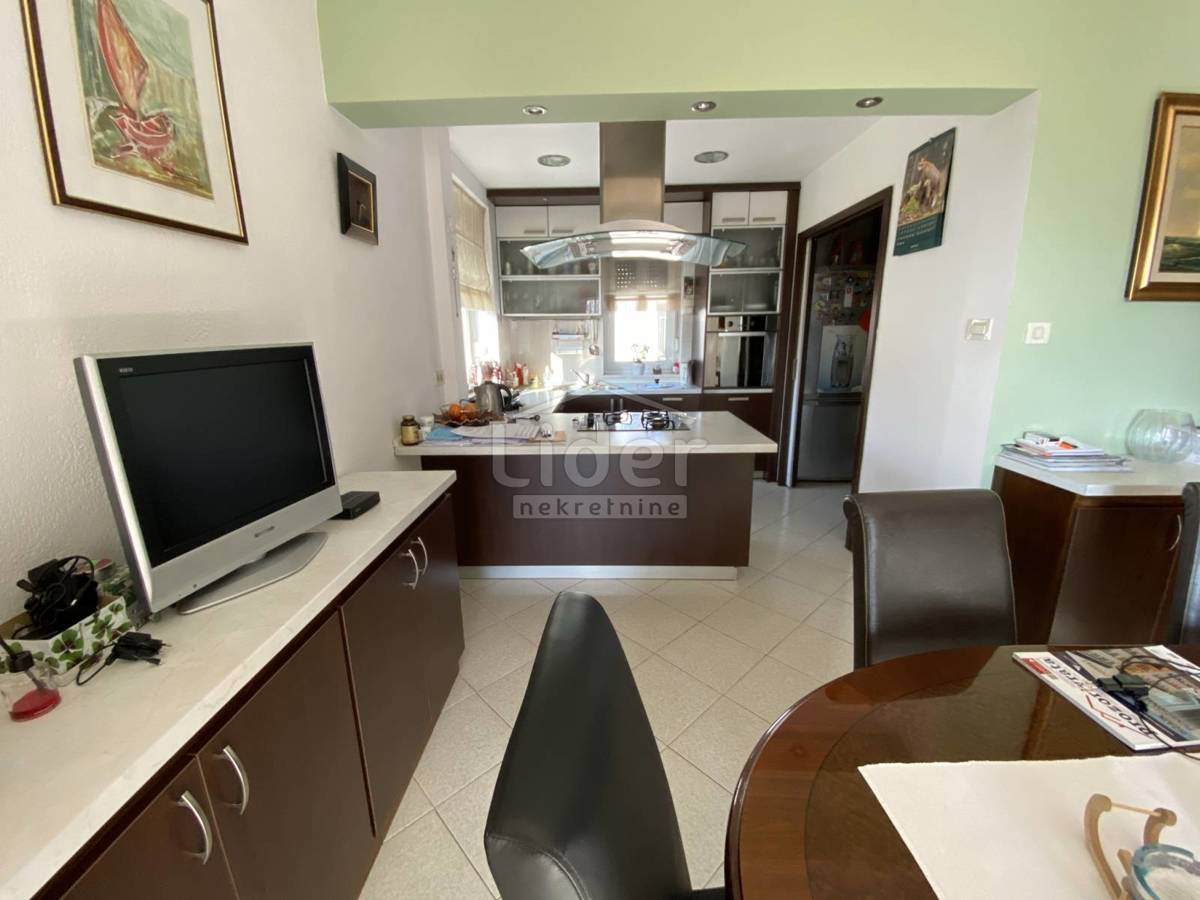 Hiša Saršoni, 850m2