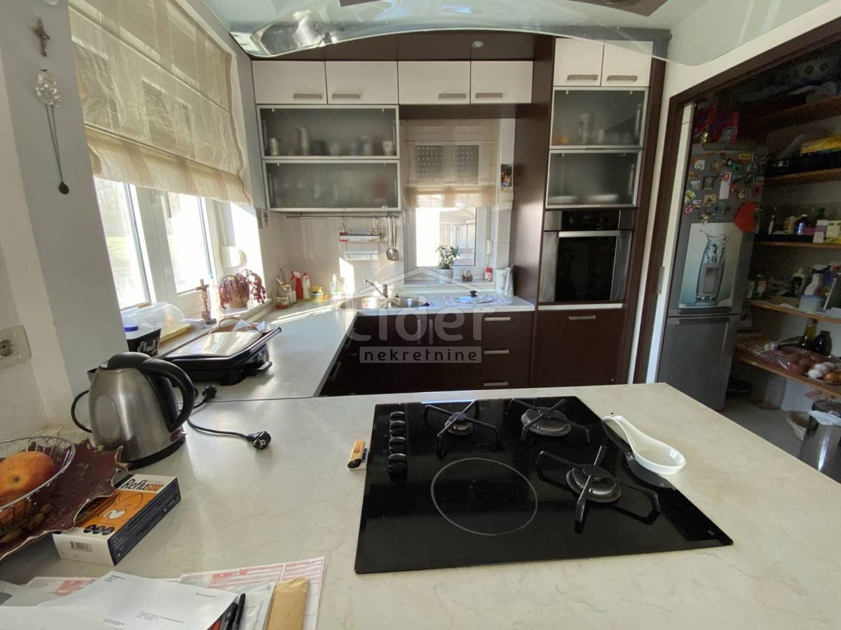 Hiša Saršoni, 850m2