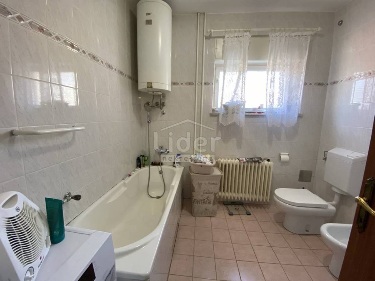 Hiša Saršoni, 850m2