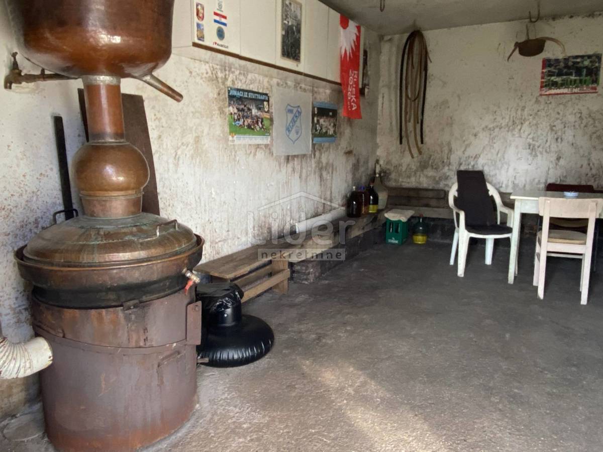 Hiša Saršoni, 850m2