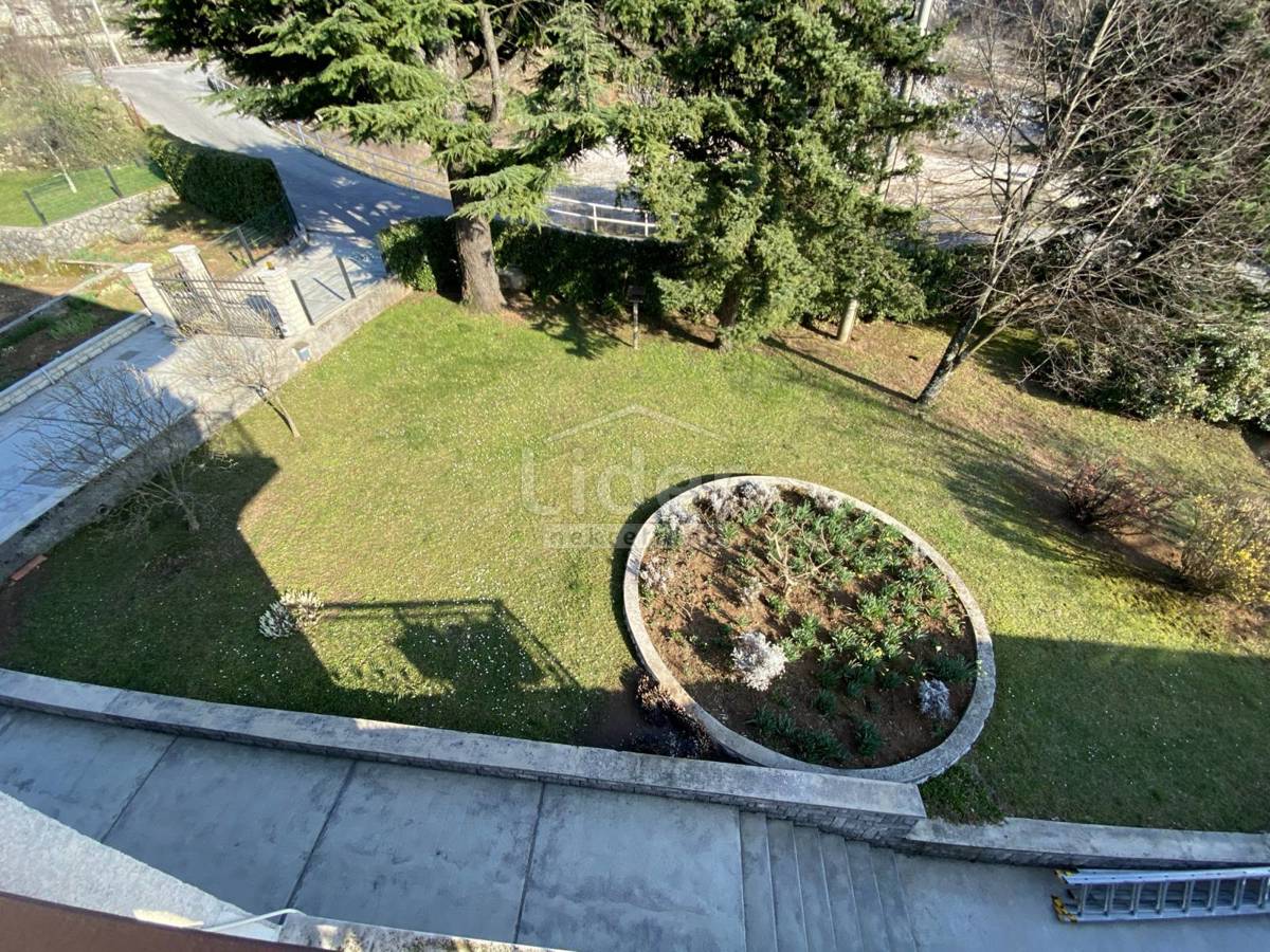 Hiša Saršoni, 850m2