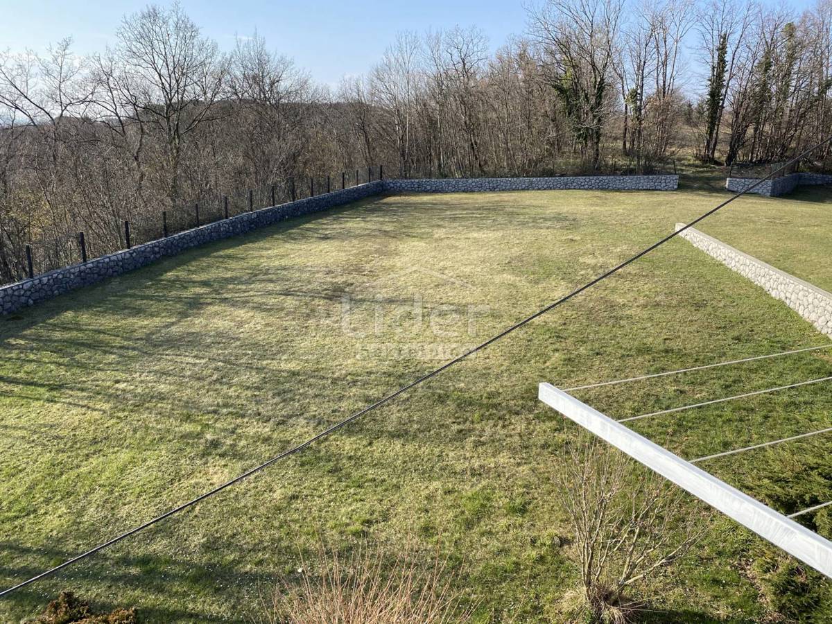 Hiša Saršoni, 850m2