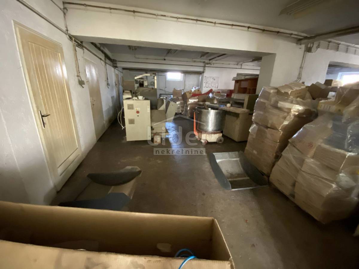 Hiša Saršoni, 850m2