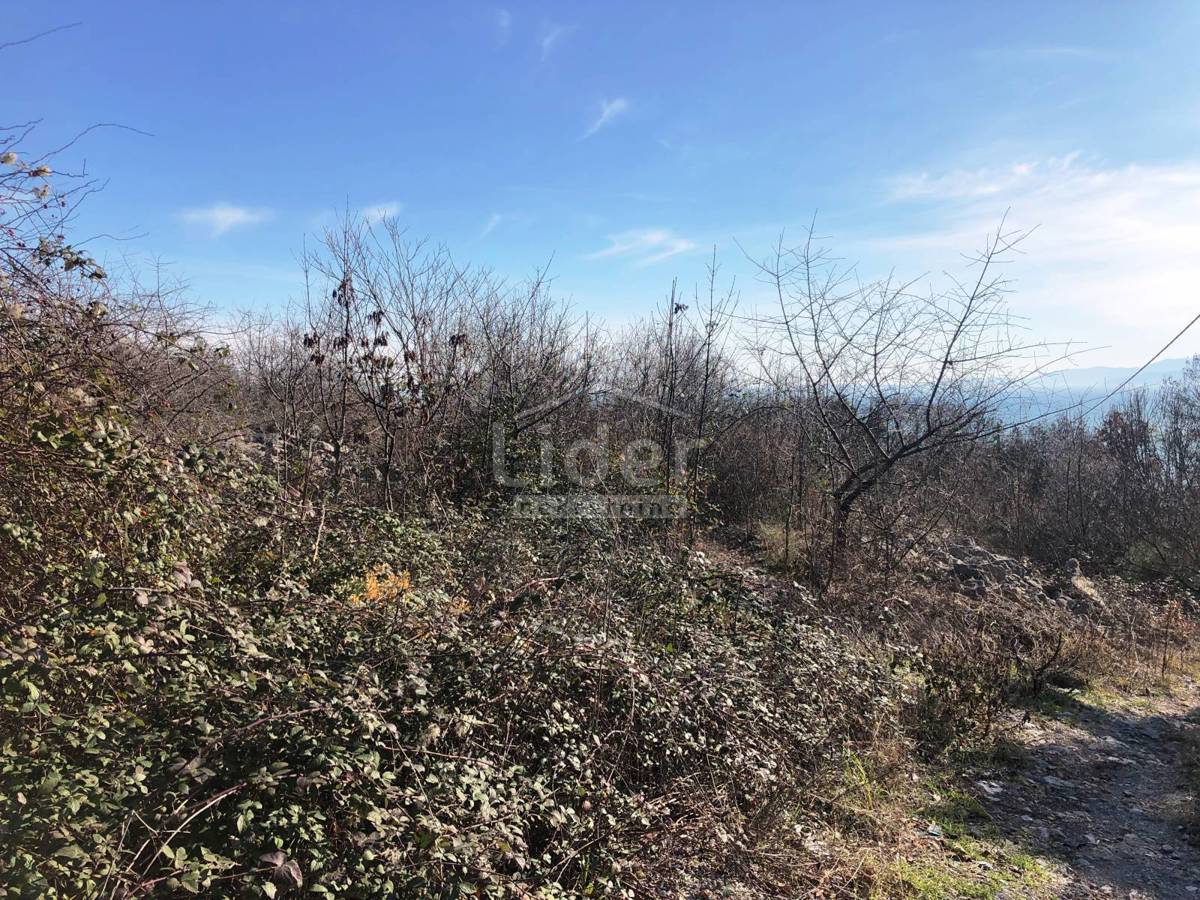 Zemljišče Martinkovac, 851m2