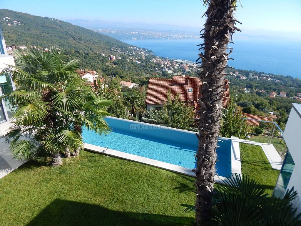 Hiša Opatija - Centar, 450m2