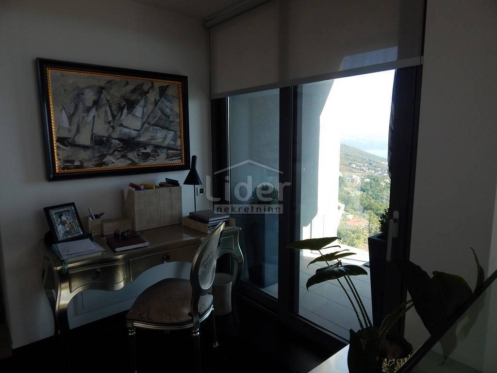 Hiša Opatija - Centar, 450m2