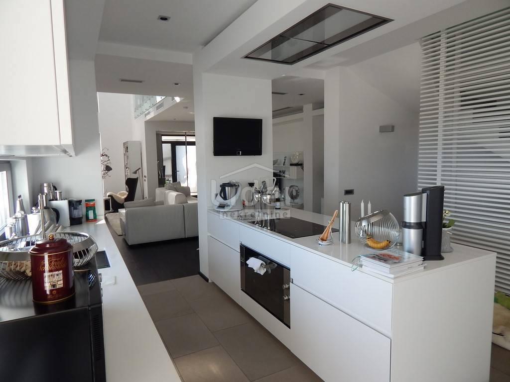 Hiša Opatija - Centar, 450m2