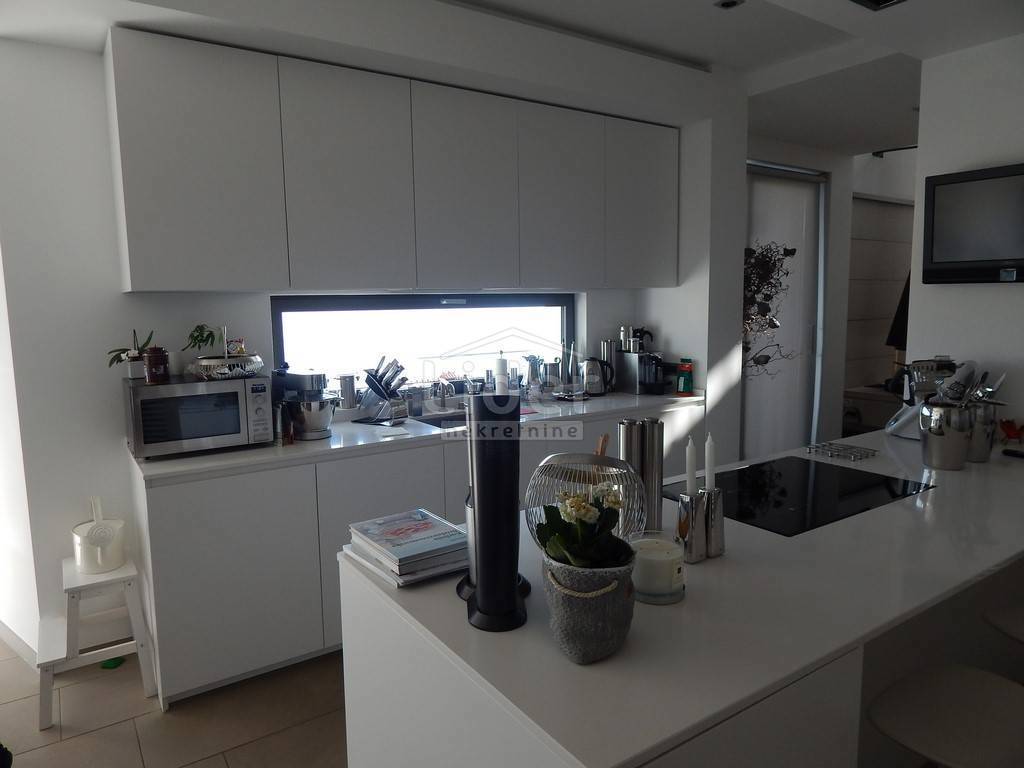 Hiša Opatija - Centar, 450m2