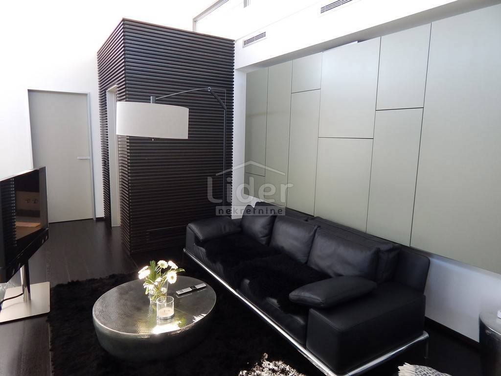 Hiša Opatija - Centar, 450m2