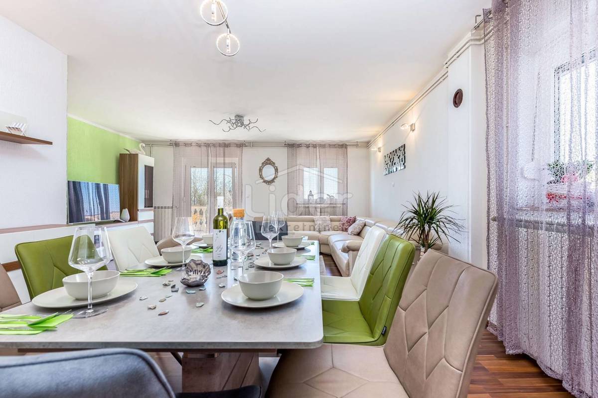 Hiša Crikvenica, 450m2