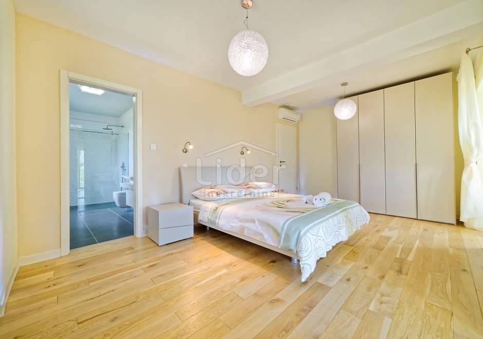 Hiša Motovun, 260m2