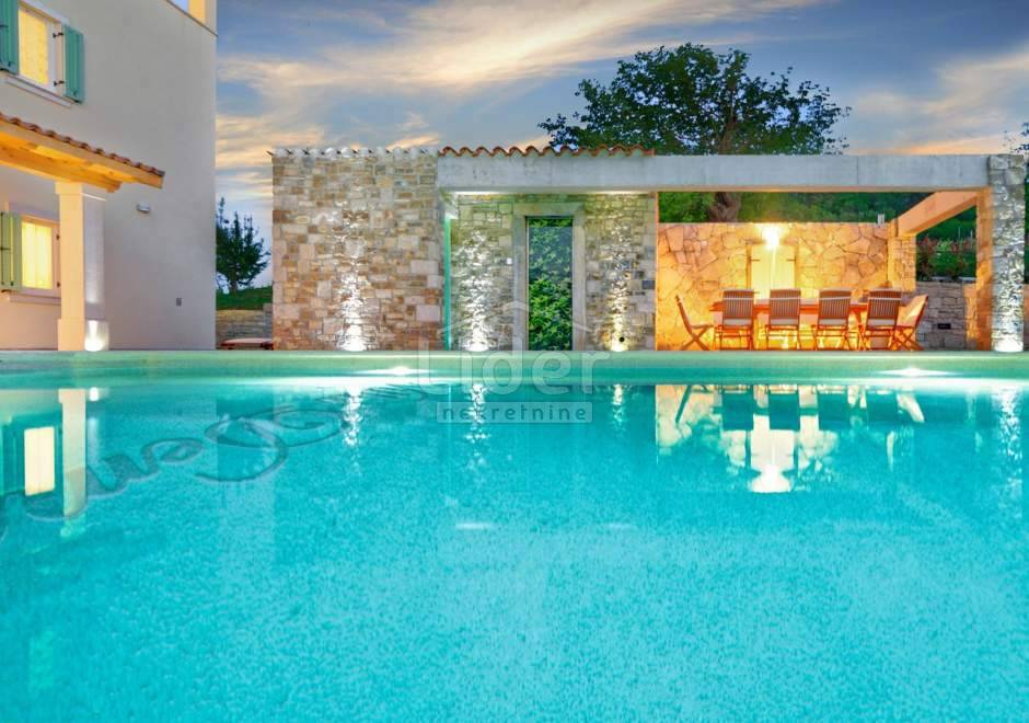 Hiša Motovun, 260m2