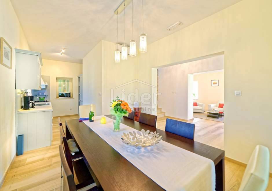 Hiša Motovun, 260m2