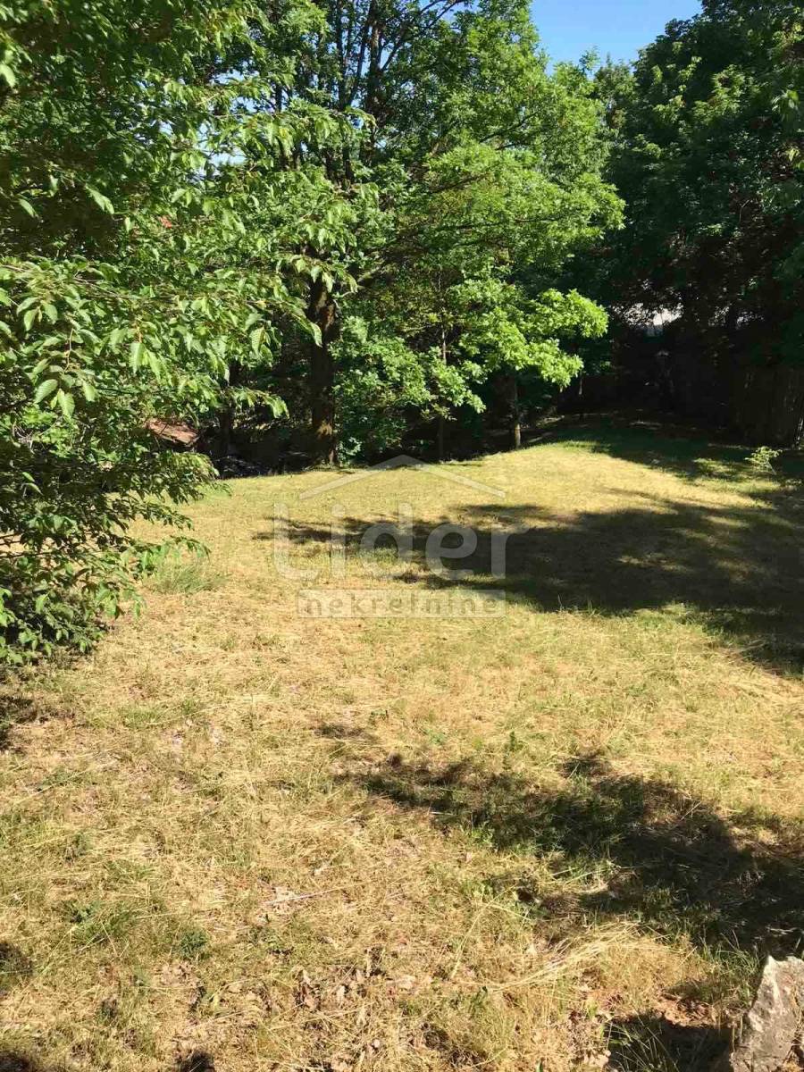 Zemljišče Čavle, 2400m2