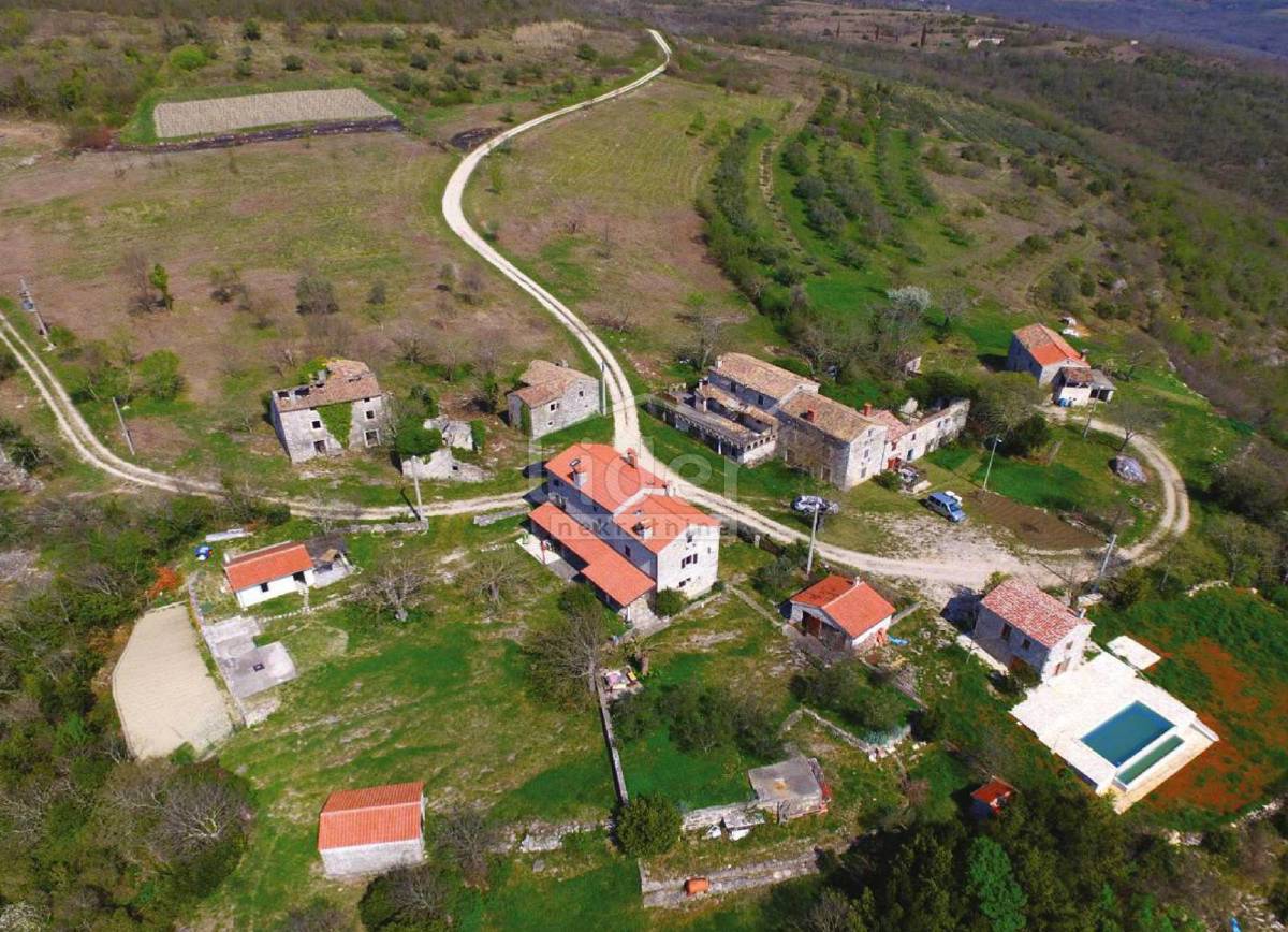 Hiša Grožnjan, 450m2