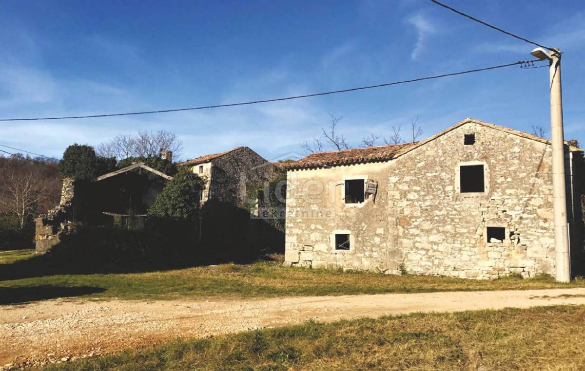 Hiša Grožnjan, 450m2