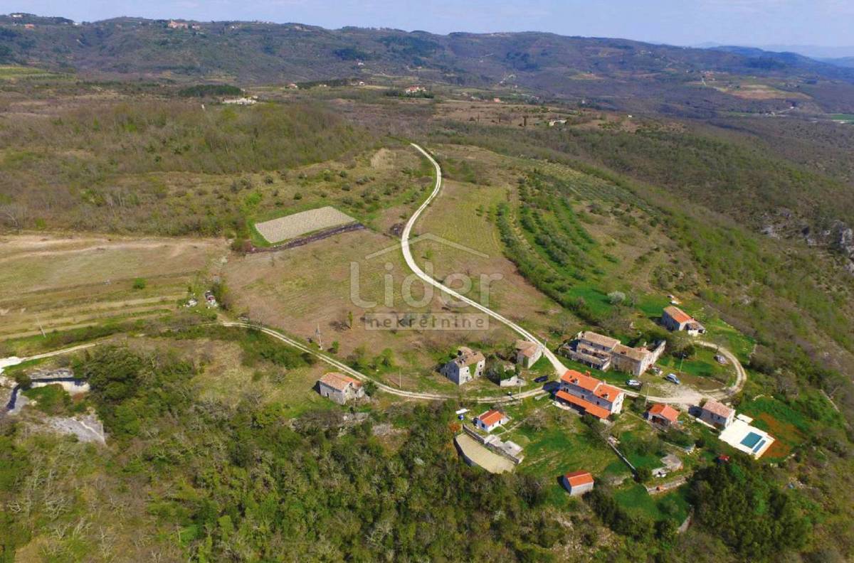 Hiša Grožnjan, 450m2