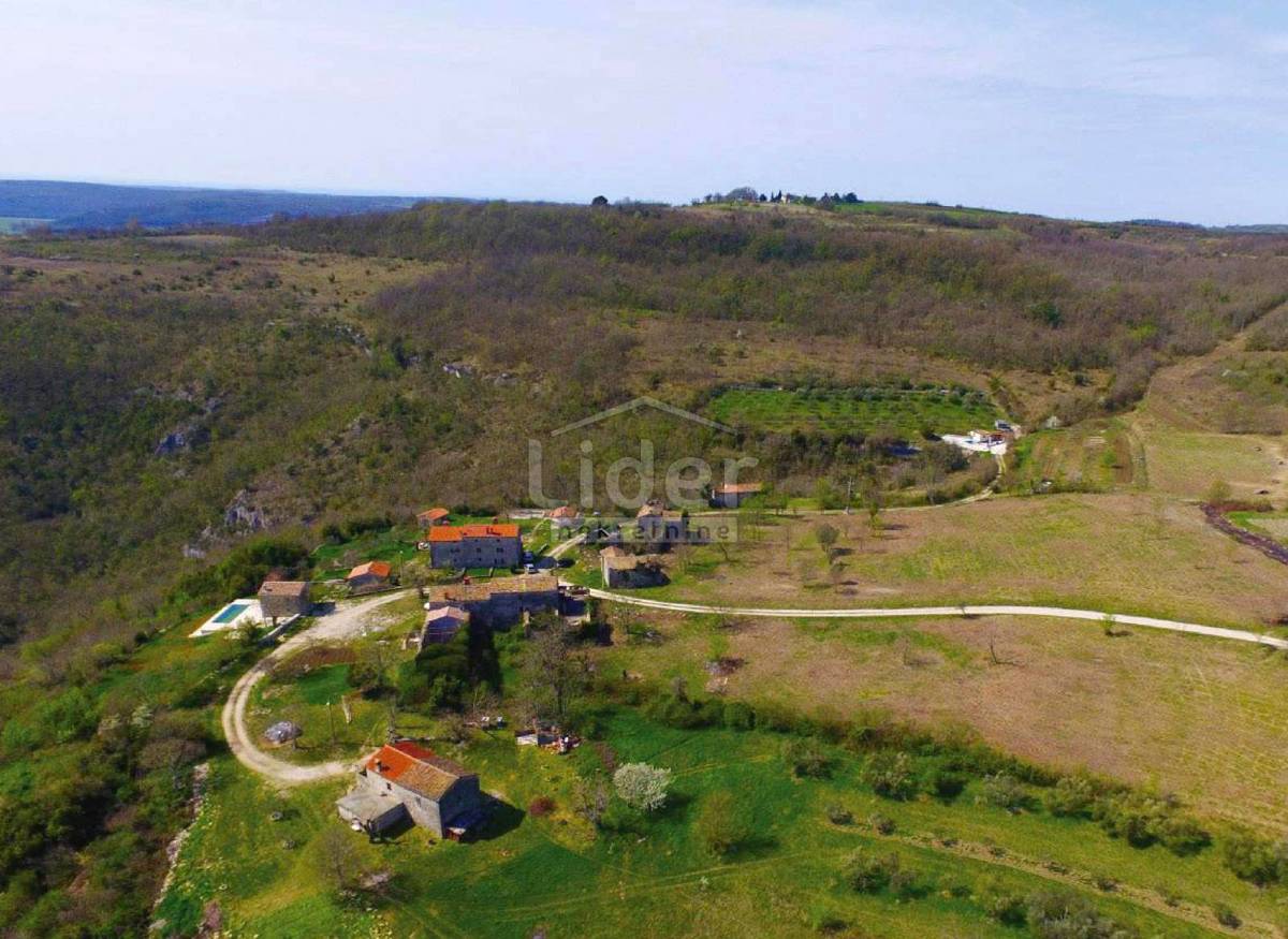 Hiša Grožnjan, 450m2