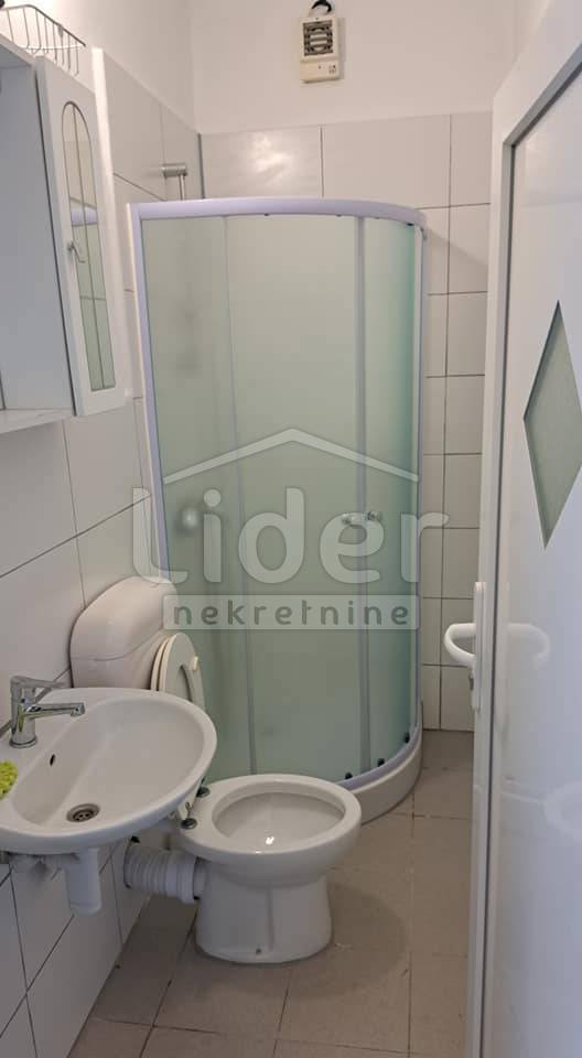 Hiša Škurinje, 214m2