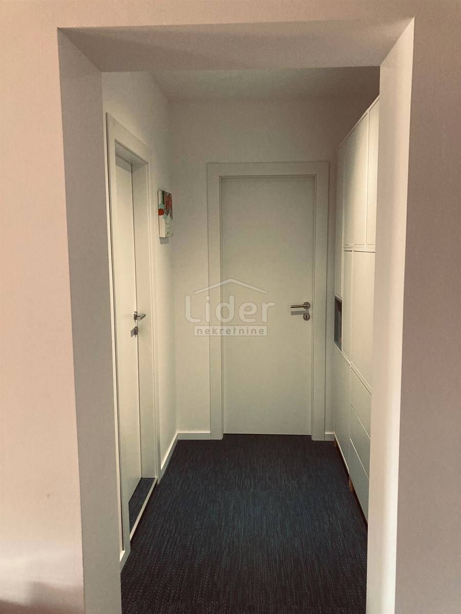 Stanovanje Centar, 103m2