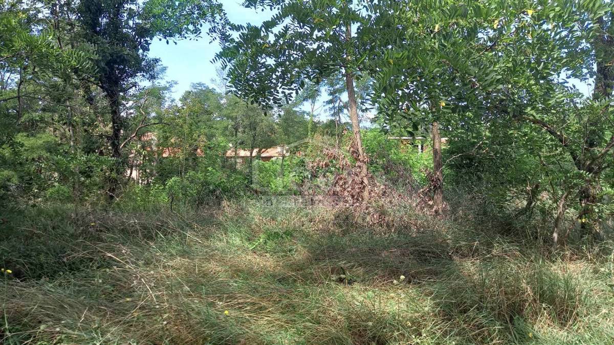 Zemljišče Laginji, 2370m2