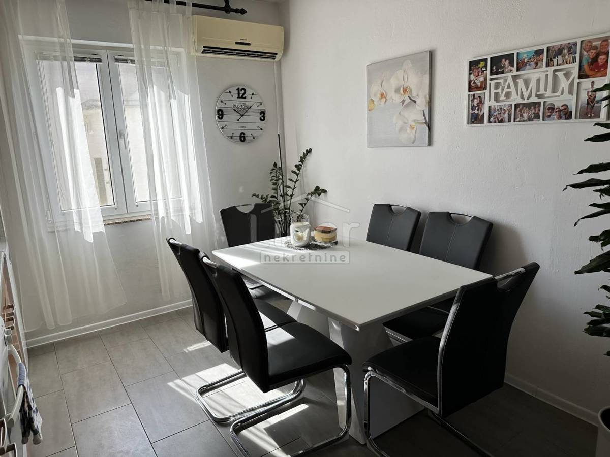 Hiša Gornji Karin, 130m2