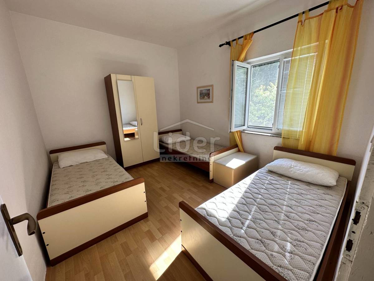 Hiša Gornji Karin, 130m2