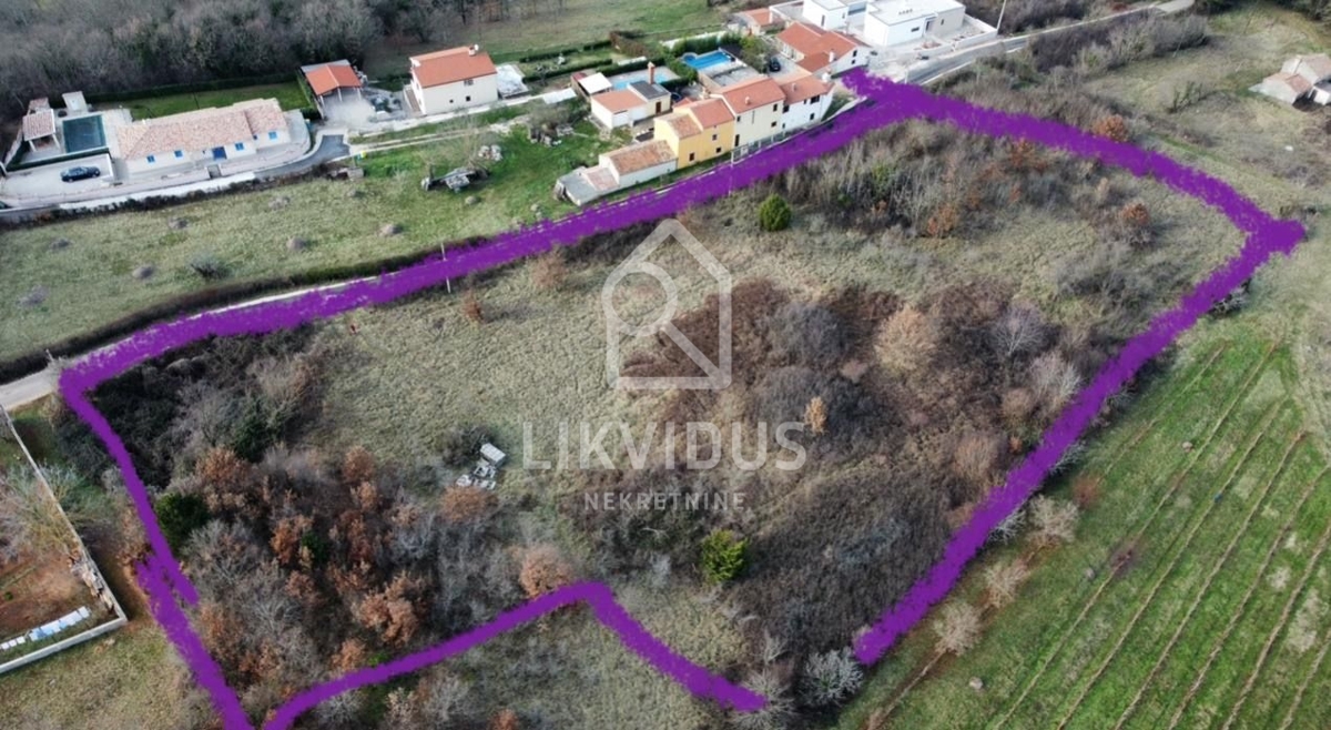 Zemljišče Kunj, Raša, 11.116m2