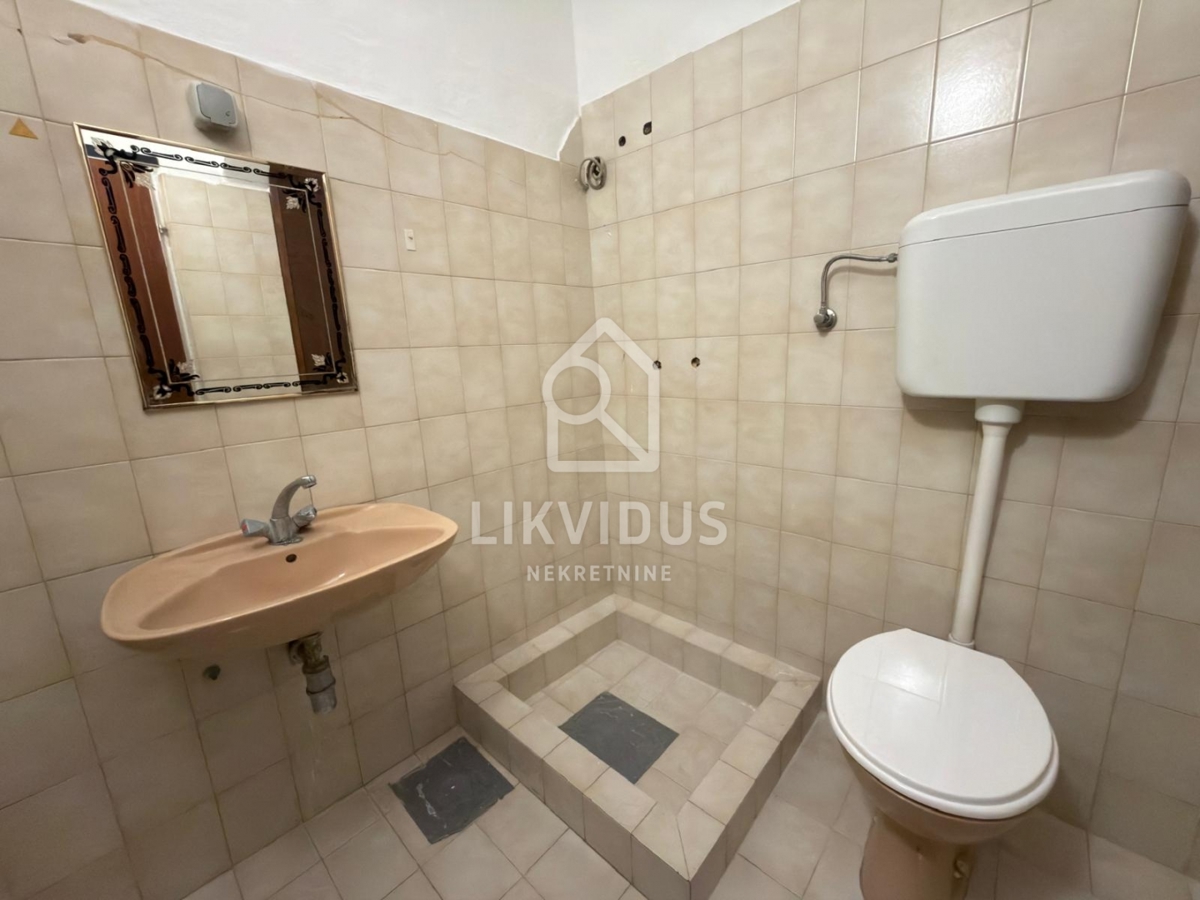 Poslovni prostor Medulin, 24,59m2