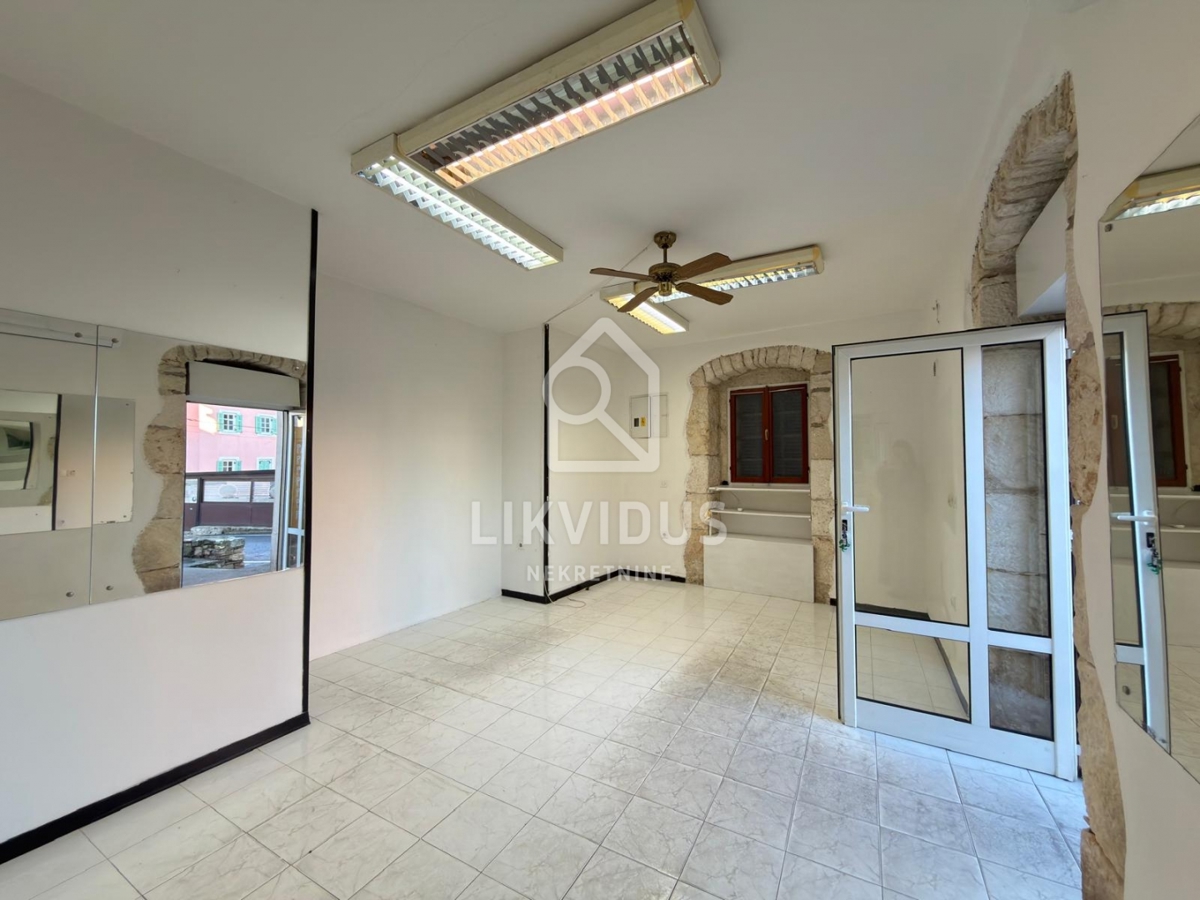 Poslovni prostor Medulin, 24,59m2