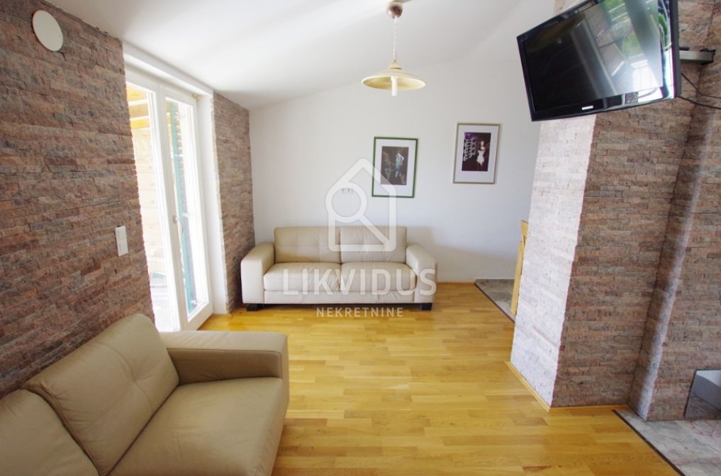 Hiša Drenje, Raša, 300m2