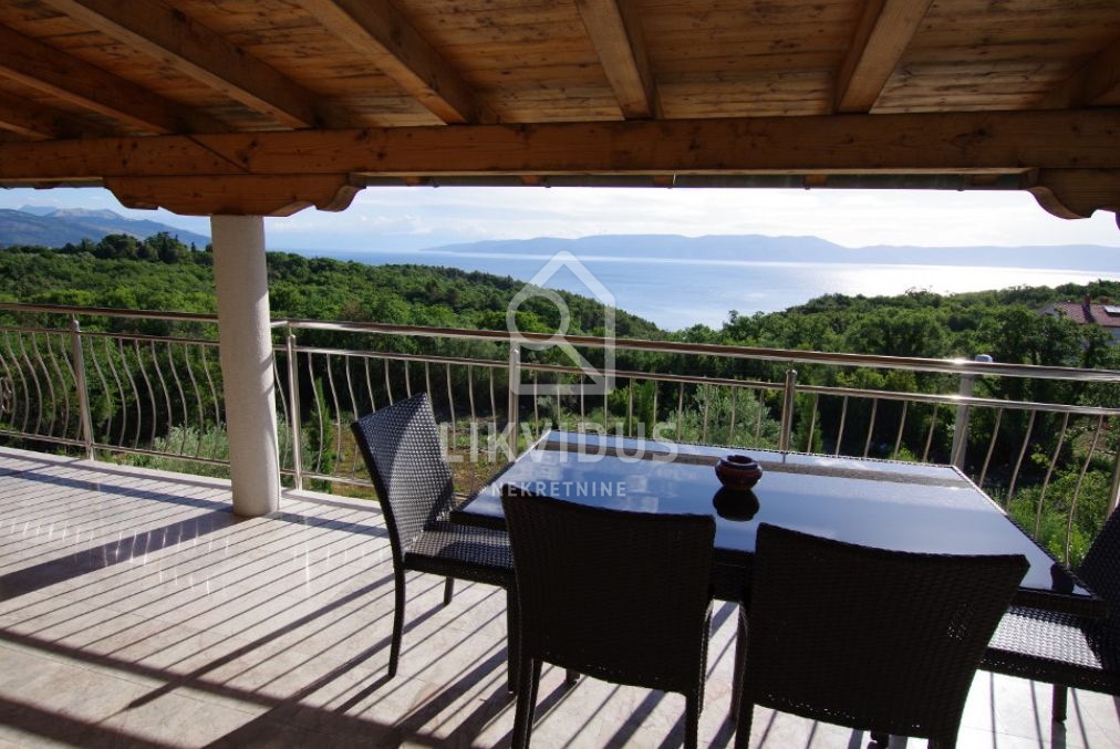 Hiša Drenje, Raša, 300m2