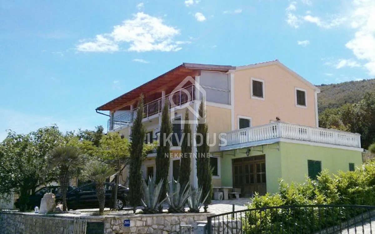 Hiša Drenje, Raša, 300m2