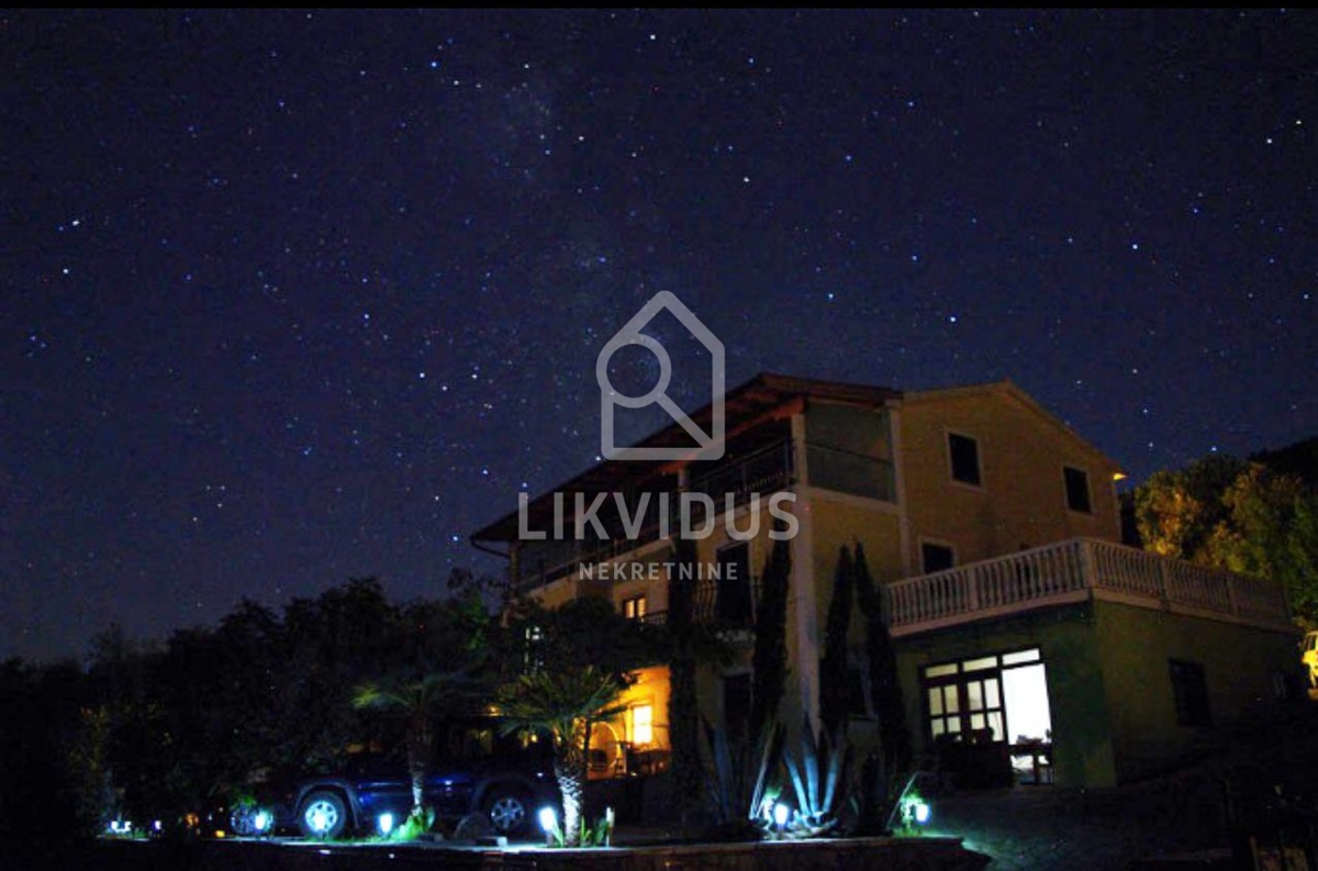 Hiša Drenje, Raša, 300m2