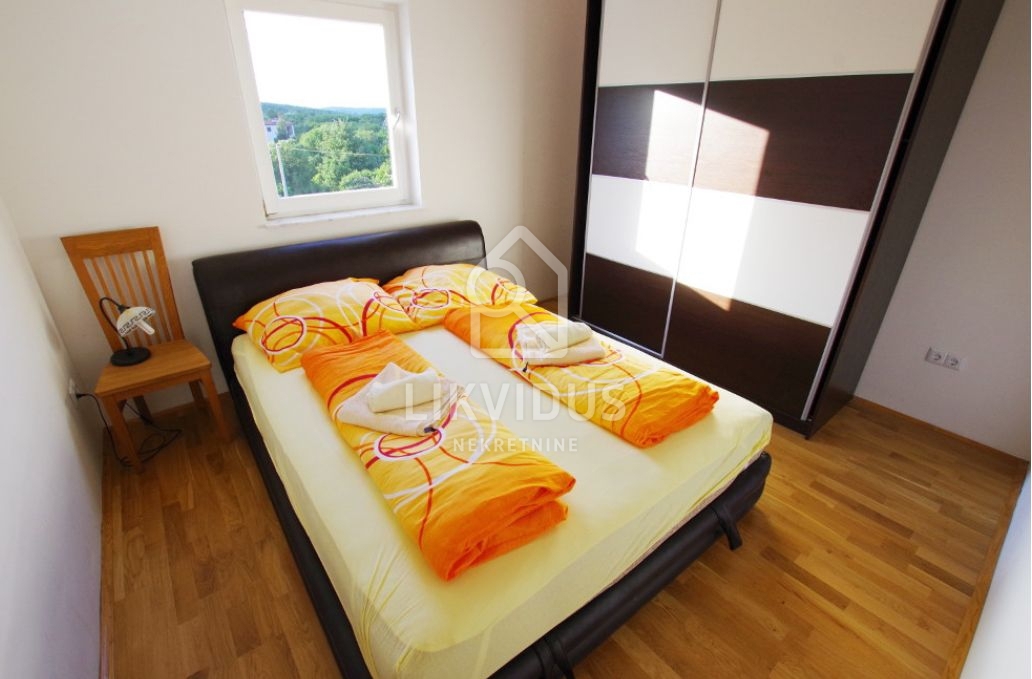 Hiša Drenje, Raša, 300m2