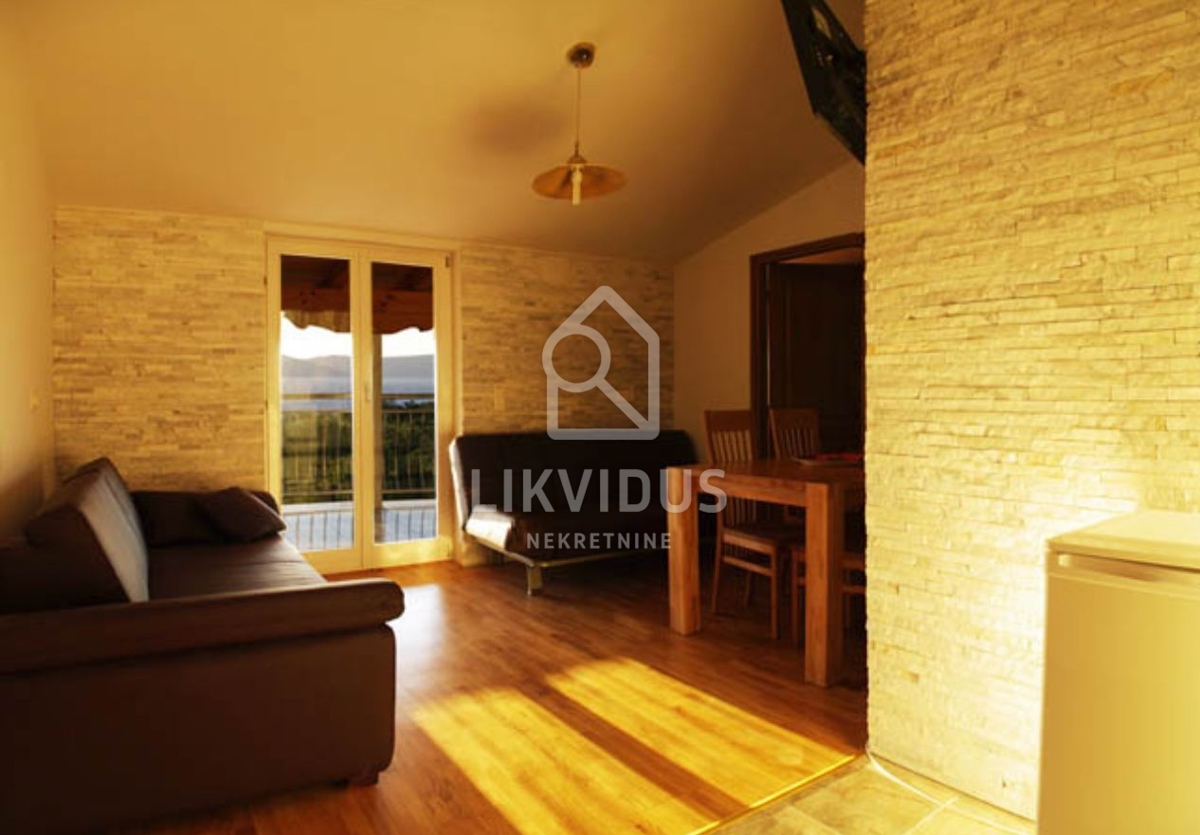 Hiša Drenje, Raša, 300m2