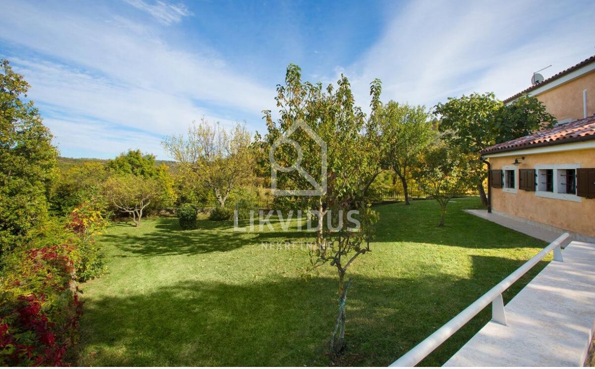 Hiša Momjan, Buje, 159m2