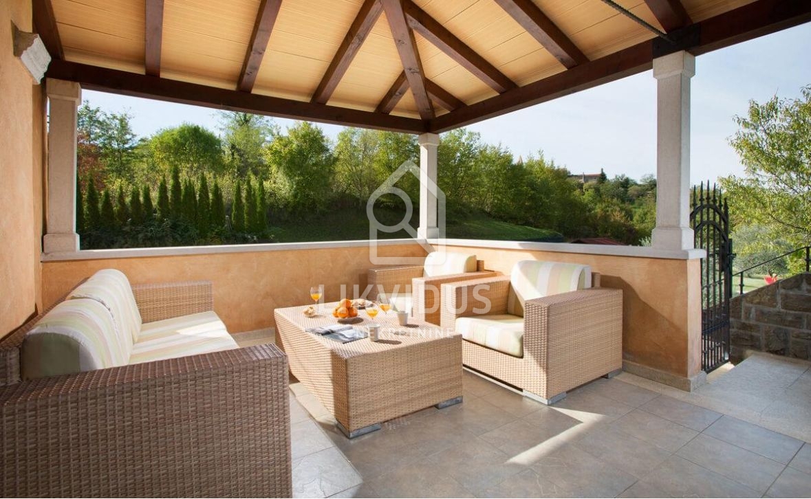 Hiša Momjan, Buje, 159m2