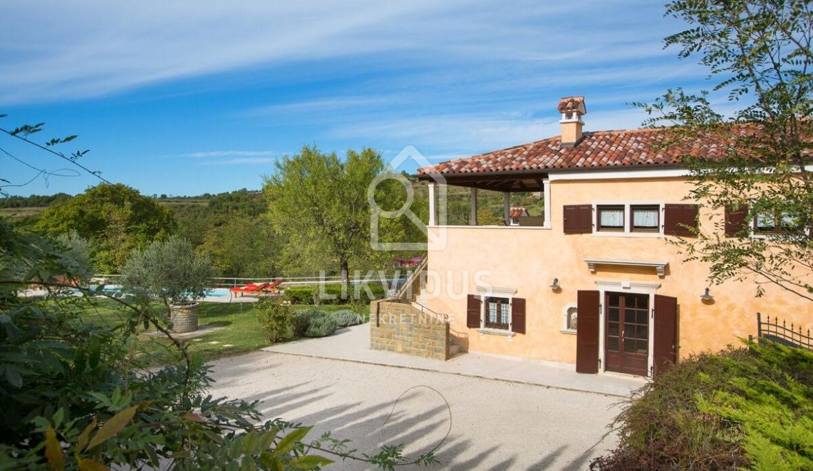 Hiša Momjan, Buje, 159m2