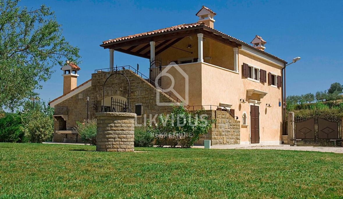 Hiša Momjan, Buje, 159m2